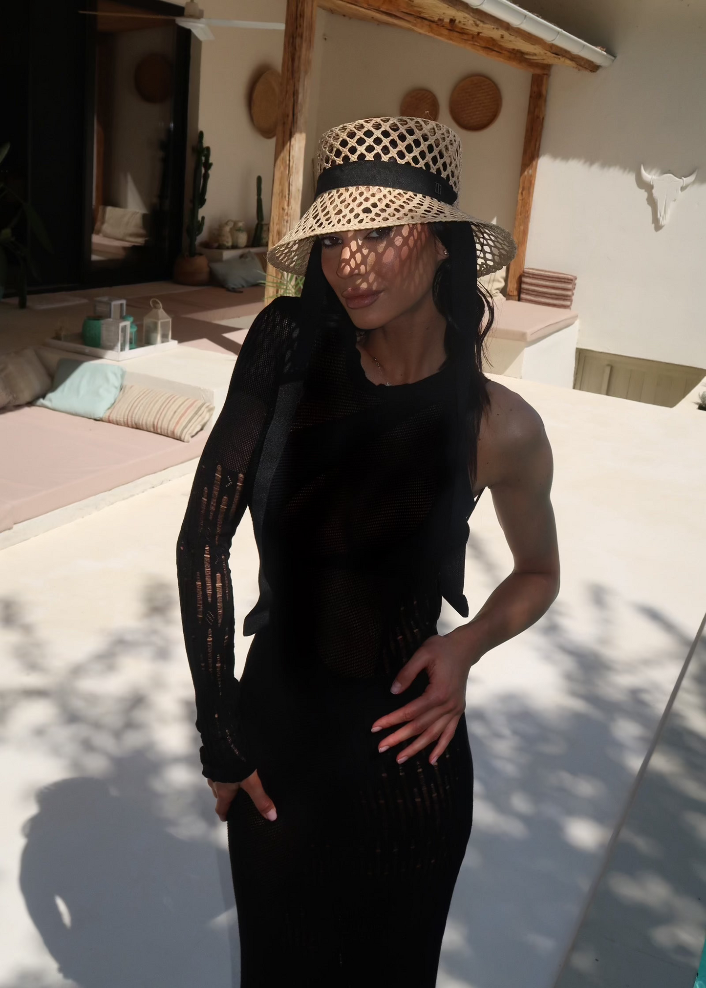 Aura Black