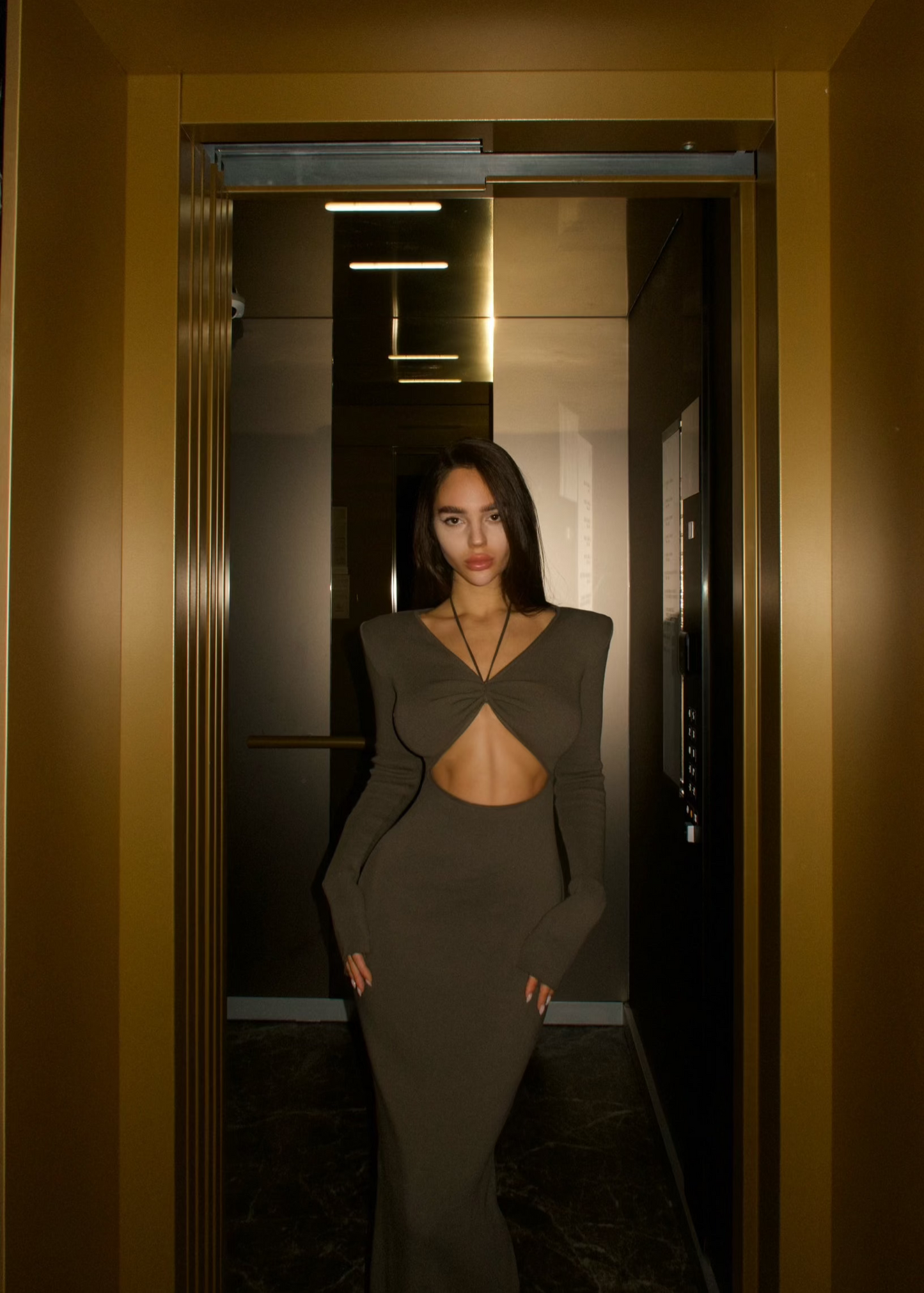Nela Olive Green
